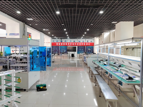 江蘇某院校光伏組件裝置實訓室案例